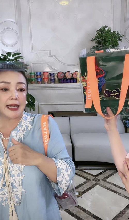 韩国吃瓜张兰,揭秘中韩餐饮界的风云人物